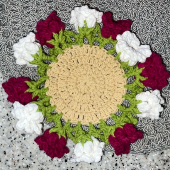 Hand Crafted Crochet Coaster 2 Tulip Flower with basket - Picture 2 of 5
